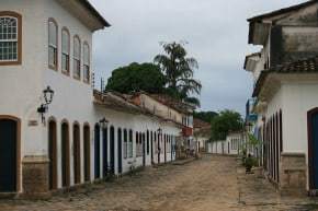 Parati streets