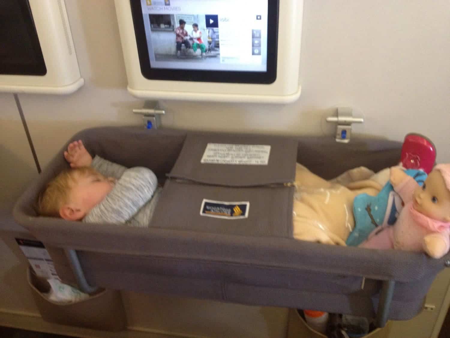 Bassinet seat store singapore airlines